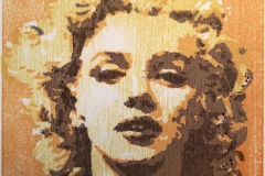 Marilyn Tresnitt 11x11 cm 500,-kr u.r.