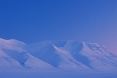 Fjell, Svalbard Digitalprint på Hahnemuele Barryta (55x85 cm) kr 4200 ur
