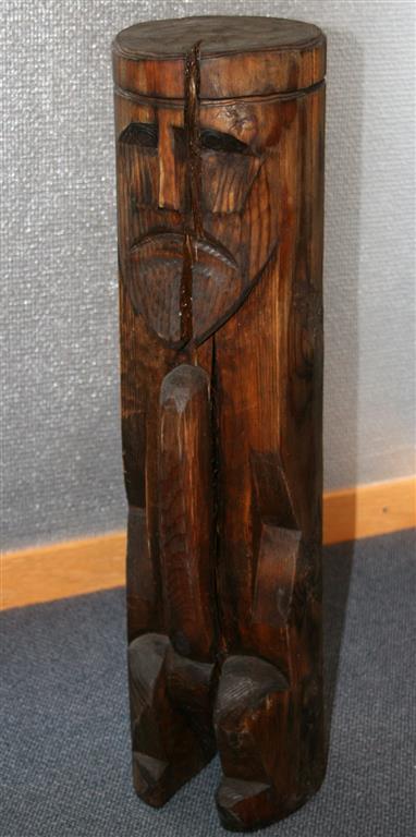 Rundstokk II Treskulptur (H 54 cm) kr 3500